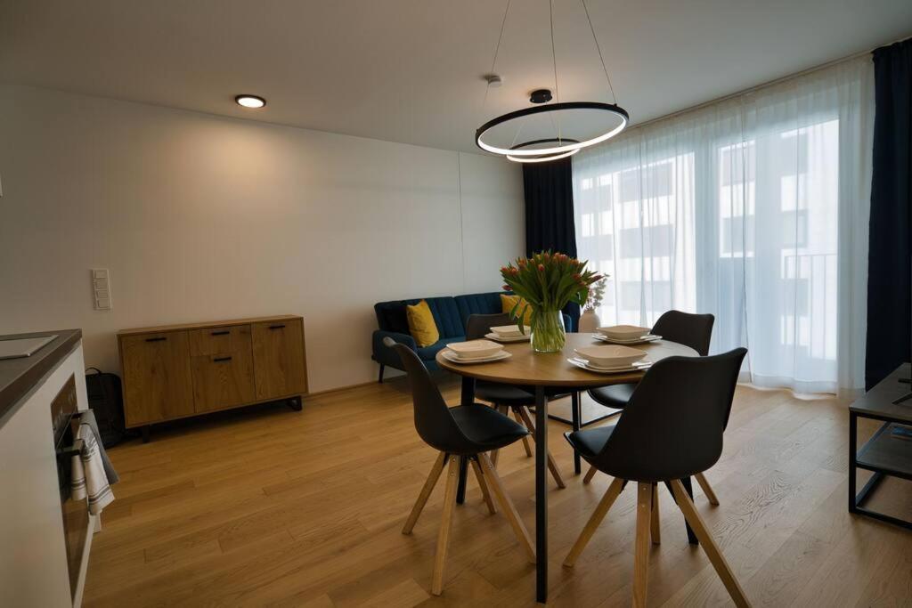 Modern Apartment Near Stadtpark Wien Eksteriør bilde