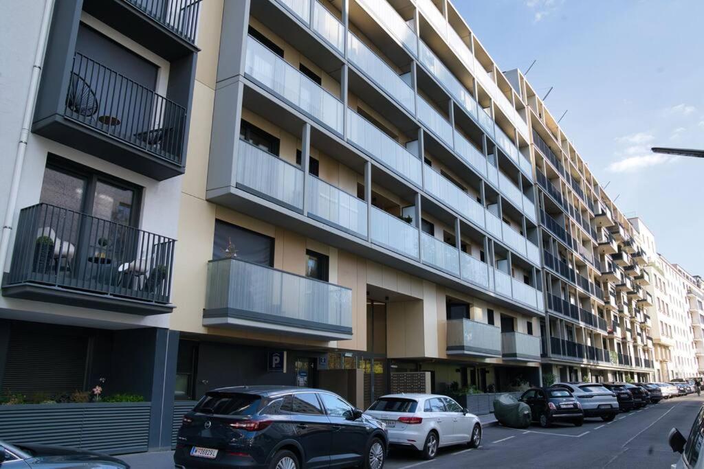 Modern Apartment Near Stadtpark Wien Eksteriør bilde